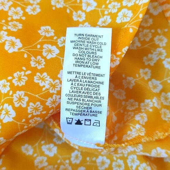 Like New Ricki's Size Large 100% Polyester Floral Print Top - Picture 11 of 11